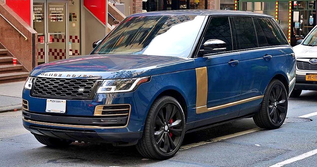 landroverparsippany_225947860_5812947738780489_8720574250715616264_n.jpg