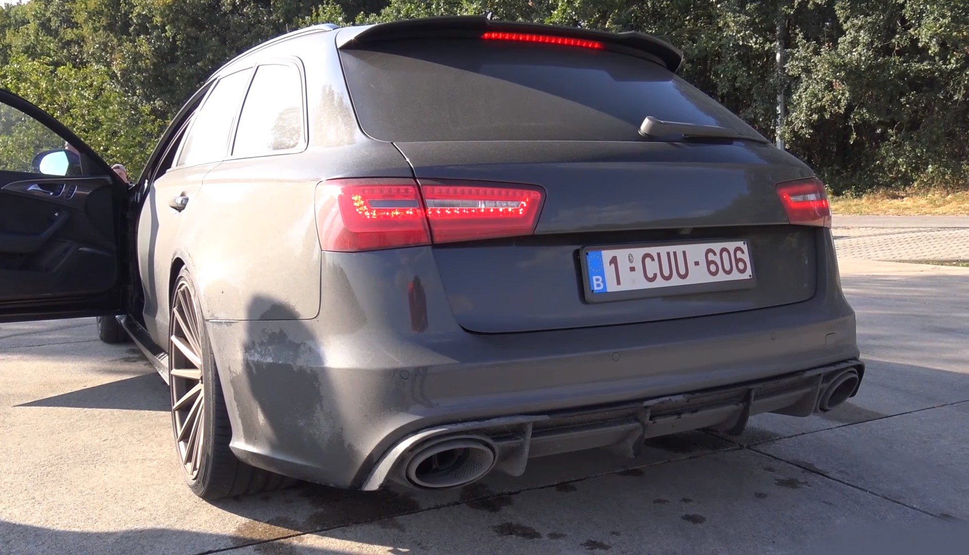 zaeaaudirs6drift.jpg